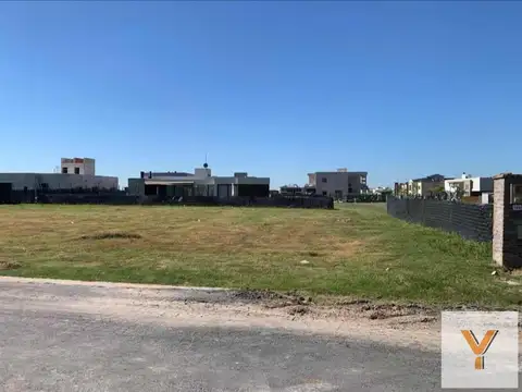 Terreno en venta - 620Mts2 - Lagos de Canning, Esteban Echeverría