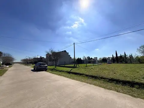 Terreno en Venta en Álamos Del Aeroclub, USD 90.000