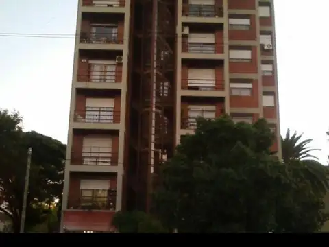 DEPARTAMENTO 1 DORMITORIO EXCELENTE UBICACIÓN EN ALQUILER - LA PLATA