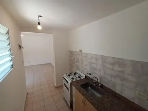 Departamento en Alquiler en Lanus Oeste, $ 395.000