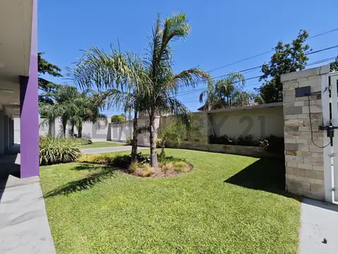 VENTA LUMINOSO DTO 2 AMB CON COCHERA. MARTIN CORONADO