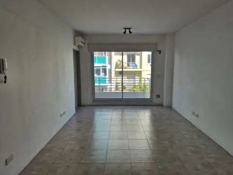 Departamento en Alquiler en Almagro, $ 600.000