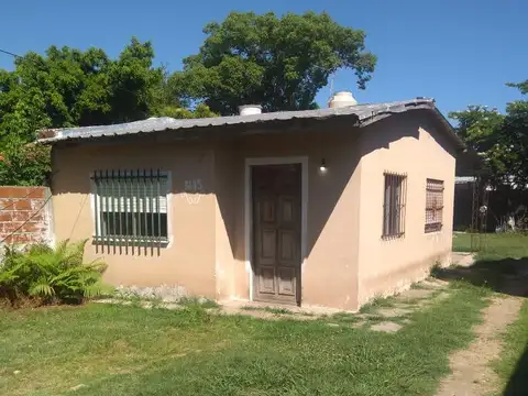 Casa en  Villa de Mayo