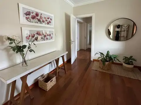 Casa en Venta en Bella Vista, USD 850.000