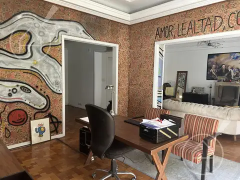 Departamento en Venta de 6 ambientes