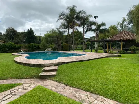 Quinta en Venta en Francisco Alvarez, USD 285.000