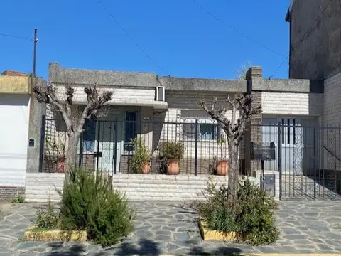 Casa en Venta en Campana, USD 90.000