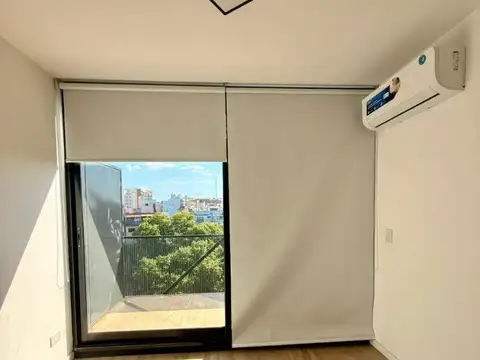 Antezana 500 , Piso 9