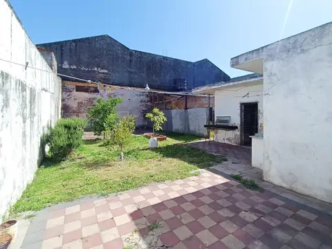 Ayolas 0/100 bis