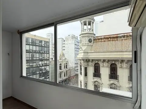 Avenida 18 de Julio 1000
