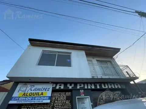 Av. Bartolomé Mitre  al 3300