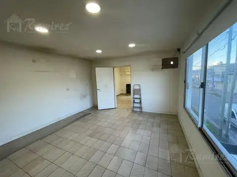 Oficina 2 ambientes con 1 baño