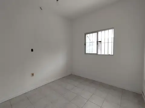 Depto Tipo Casa en Alquiler en Ciudad De La Costa, $U 25.000