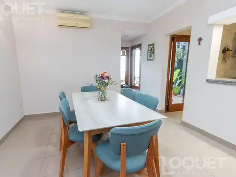 Casa 5 ambientes con 2 baños