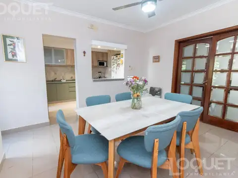 Casa en Venta con 1 cochera