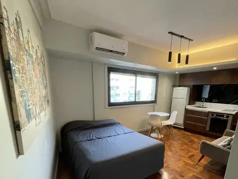 French 2800, Piso 8