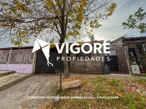 Casa 6 ambientes 203 m² en venta con cochera en Wilde
