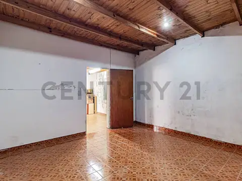 Depto Tipo Casa en Venta 56 años