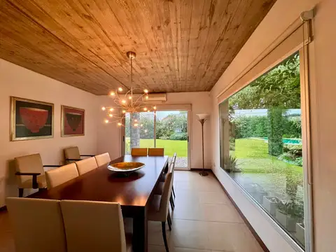 Casa venta Fincas de Iraola I 5 ambientes Permuta