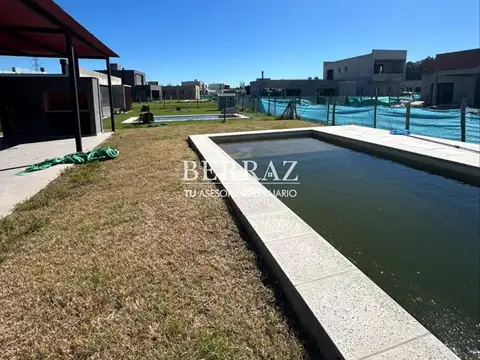 Casa venta 5 ambientes en barrio Manuel Belgrano Escobar lote de 770 m2