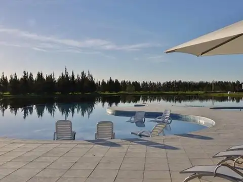 VENTA LOTE EN BARRIO MIRALAGOS CLUB DE CAMPO (LA PLATA)