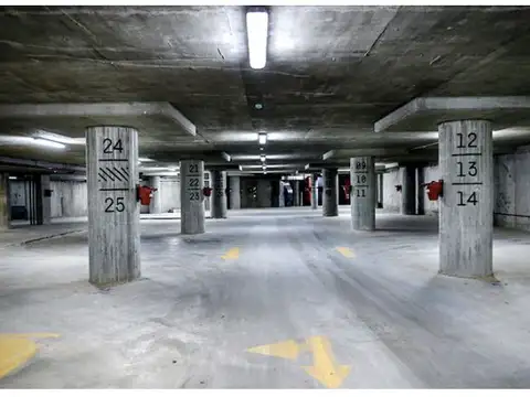 Oficina en Venta con 2 cocheras