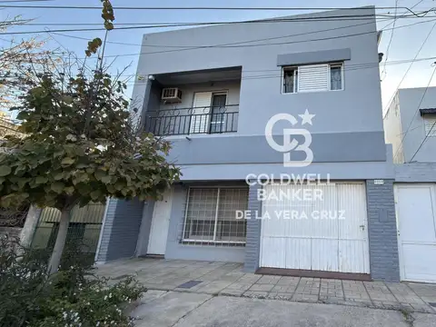 Guemes casi Avenida Galicia, 3 propiedades en un terreno.