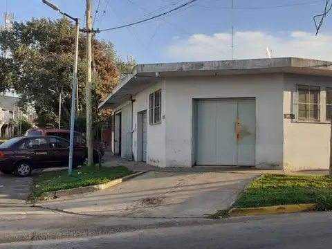 VENTA CASA Y GALPON EN QUILMES OESTE
