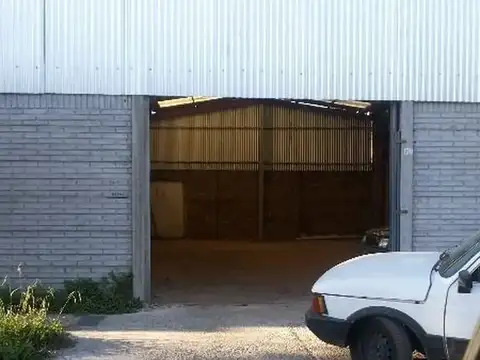 Galpon en Venta en Bernal Oeste, USD 95.000