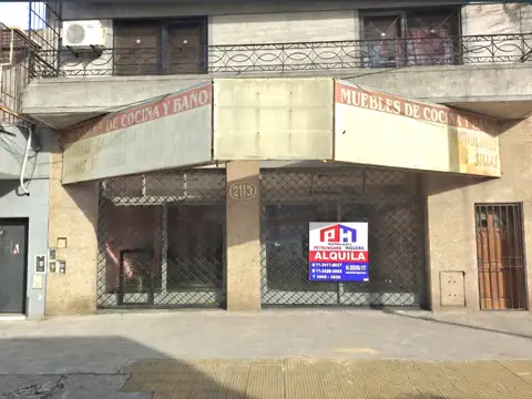 Alquiler local 200 m²