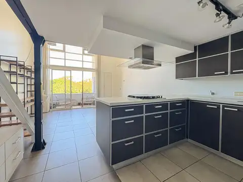 Venta departamento triplex 2 ambientes c/ terraza en Nuñez