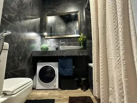 Depto Tipo Casa en Venta en Flores, USD 149.000