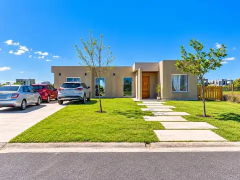 Casa  en Venta en San Sebastian, Escobar, G.B.A. Zona Norte