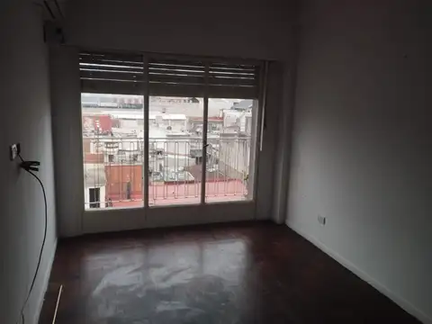 75 - F. Gonzalez 2016 , Piso 3