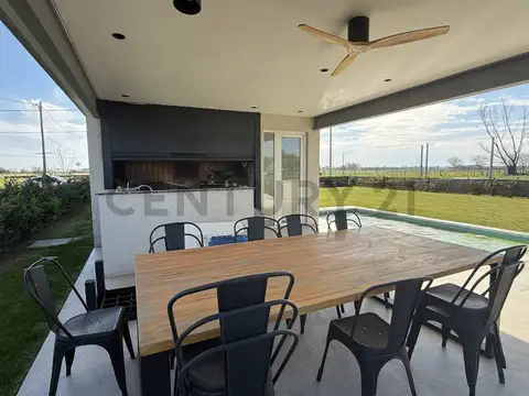 Casa en Venta en Alvear, USD 190.000