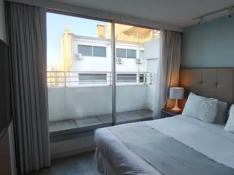 VENTA-Penthouse 1 dorm. con muebles-PUNTA CARRETAS