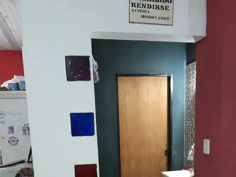 Casa en Venta - 2 Dormitorios 2 Baños - 225mts - Berazategui