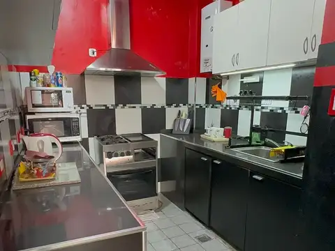 Ph - Casa 5 Amb Con Local/garage En Venta - Barrio San Cristobal