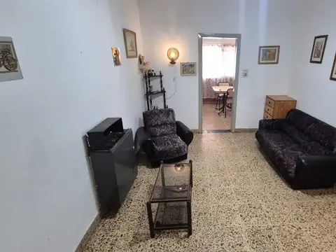 Depto Tipo Casa 5 ambientes con 1 baño