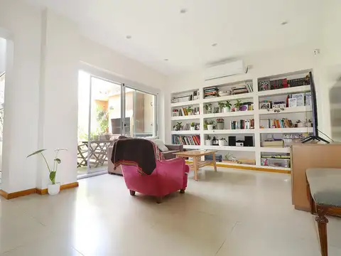 Depto Tipo Casa en Venta de 4 ambientes