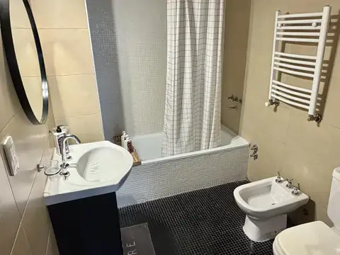 Departamento en Alquiler con 1 cochera