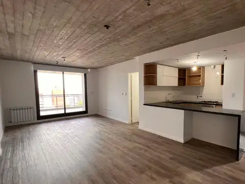 Departamento de 2 dormitorios en venta en barrio Martin, Rosario
