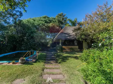 Venta, casa 3 dormitorios con piscina, Solymar
