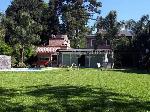 RESIDENCIA EN VENTA :: 6 AMBIENTES :: PARQUE LELOIR :: 1221m