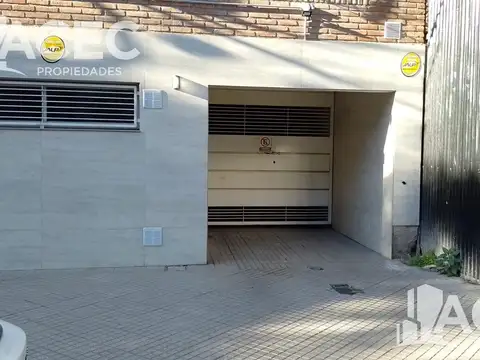 Cochera en Venta en Republica De La Sexta, Rosario