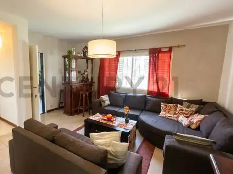 DÚPLEX EN VENTA DE 3 DORMITORIOS EN VILLA ELISA