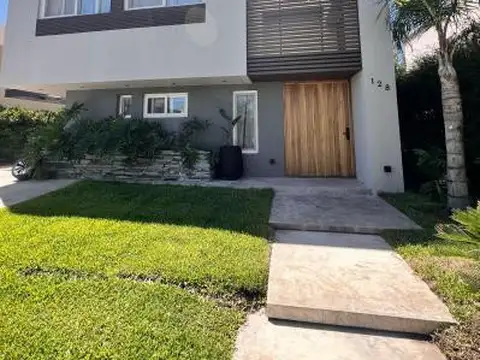Casa en  Tipas