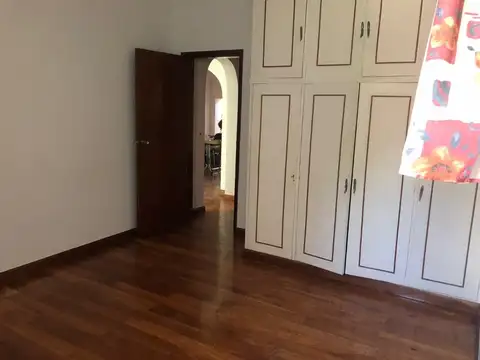 Casa con departamento