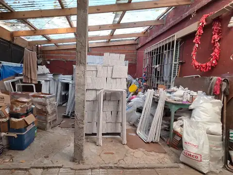 Casa 4 ambientes con 1 baño