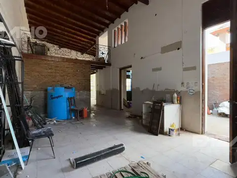ALQUILER – IMPORTANTE PROPIEDAD COMERCIAL / PROFESIONAL EN SAN ANDRÉS (SAN MARTÍN)